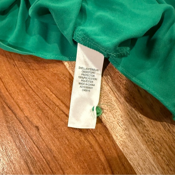 Adrianna Papell Green Pleated Blouse - Picture 9 of 9